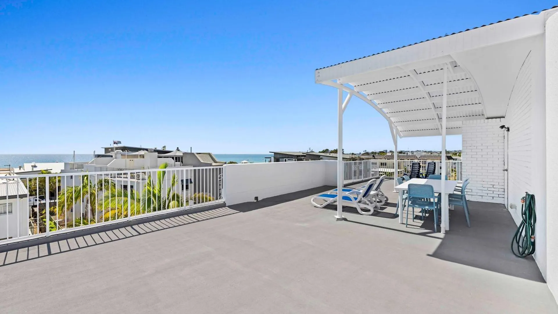 Coral Sea Apartments Maroochydore