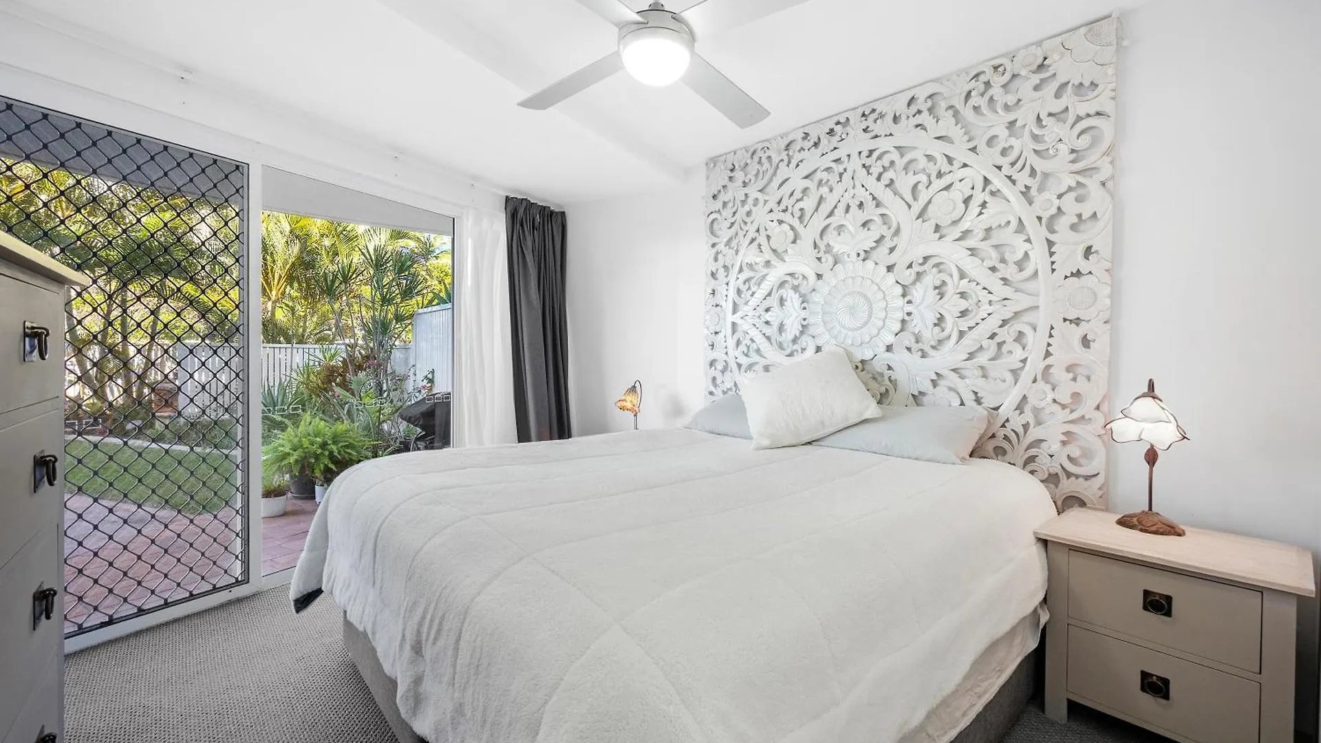 Coral Sea Apartments Maroochydore 3*,