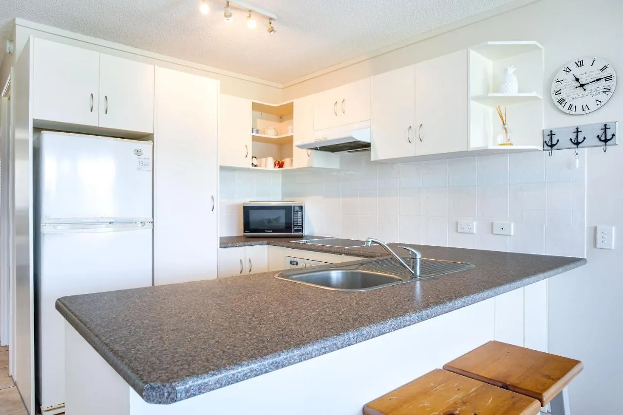 Coral Sea Apartments Maroochydore 3*,